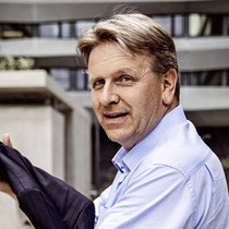 Ulf Grawunder reste CEO de NBE Therapeutics et il sera responsable de la poursuite de la croissance.