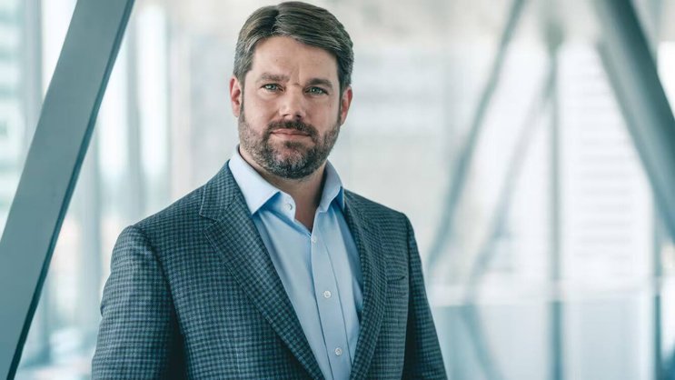 Klemens Haselsteiner, CEO du groupe de construction Strabag, est décédé subitement d'une hémorragie d’anévrisme.