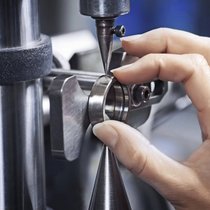 Le fabricant de roulements de précision WIB à Bulle se sépare d’un tiers de ses employés.