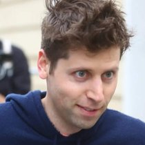 Sam Altman, CEO d'Open AI, concurrence frontalement Google: l'entreprise a développé le chatbot ChatGPT, qui a pris le monde d'assaut.