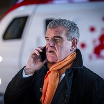 Peter Spuhler, patron de Stadler Rail, envisage de déposer un recours contre la décision des CFF d'attribuer la construction de ses nouveaux trains à deux étages à Siemens.