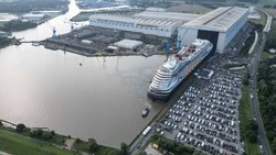 Le chantier naval allemand accueille avec soulagement les réserves de travail confiées par le croisiériste genevois. (Archive)