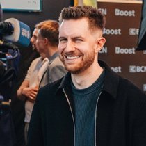 Timothée Duran, jeune entrepreneur neuchâtelois, est passé de l’échec de sa start-up Fleeps au succès fulgurant de Torks, dédiée aux abonnements d’e-bikes.