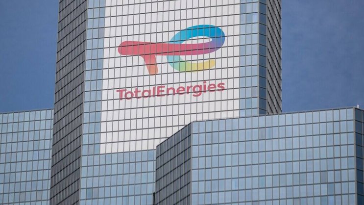 TotalEnergies, qui conteste sa mise en cause, a été assigné en 2024 devant le tribunal de l'entreprise de Tournai (ouest), où démarre mercredi matin la phase des plaidoiries, prévue sur un mois à raison d'une audience par semaine.