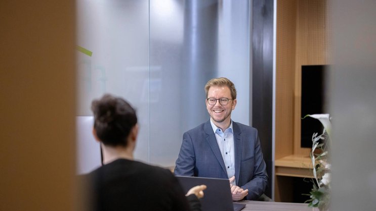 Jacob Grabowski, responsable du soutien à la création d’entreprise au Centre Patronal, a développé le nouveau portail EasyStart avec différents partenaires dans le but de faciliter la création d’entreprise.