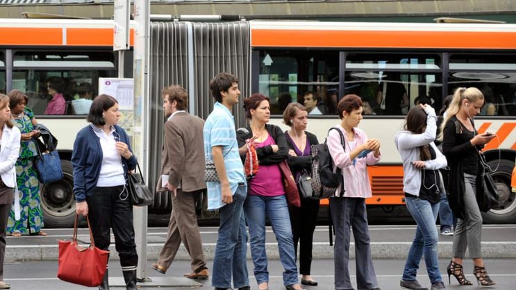 La hausse du nombre de passagers "détend quelque peu la situation des entreprises de transports publics" et permet d'éviter une hausse des prix (image d'illustration).