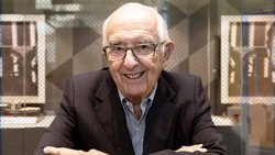 Jack Heuer a appliqué pour la première fois le marketing moderne dans le secteur horloger suisse.
