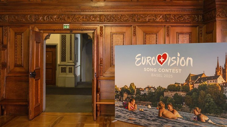 Seuls quatre députés bâlois sur les 95 présents ont rejeté le crédit de 35 millions de francs pour l'organisation du Concours Eurovision 2025. Quatre se sont abstenus.