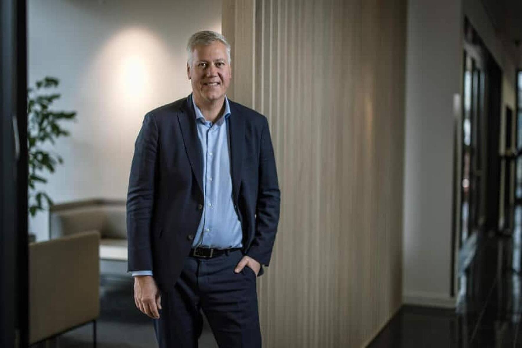 Le CEO d'ABB Morten Wierod doit poursuivre sur la voie du succès de son prédécesseur Björn Rosengren. Jusqu'à présent, il y parvient.