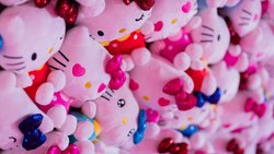 Hello Kitty va changer de designeuse, après 40 ans de fidélité.