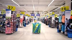Selon les rumeurs, Decathlon, qui vient d’ouvrir un deuxième magasin à Meyrin,  s’apprêterait à racheter Athleticum.
