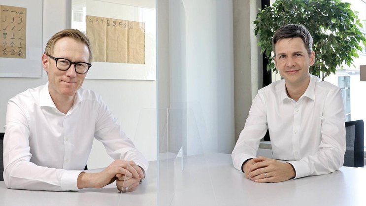 Andy Kollegger (à g.) et son jeune mentor Tino Schaufelberger, Client Advisor Multinationals chez UBS, ont beaucoup appris de leurs échanges dans le cadre du «reverse mentoring».
