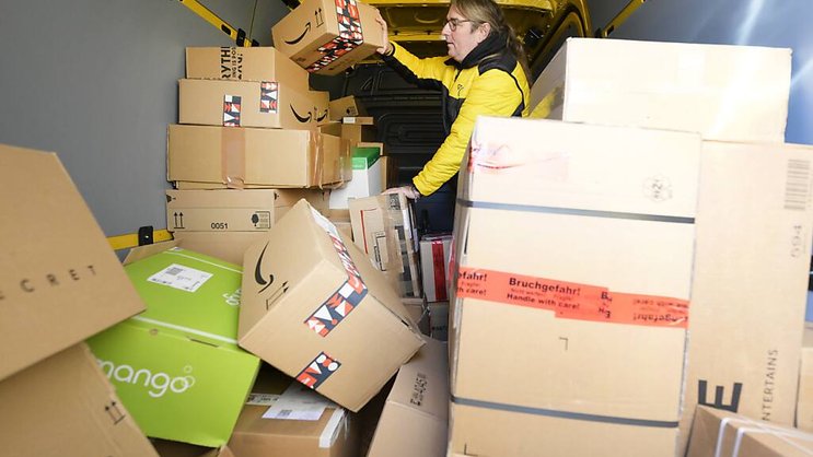 Le jour record a été le 3 décembre, avec environ 1,3 million de colis traités, "un chiffre jamais atteint auparavant en une seule journée". (archives)
