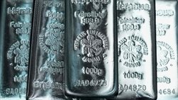 L'argent a franchi vendredi pour la première fois les 100 dollars l'once, un sommet historique. (archive)
