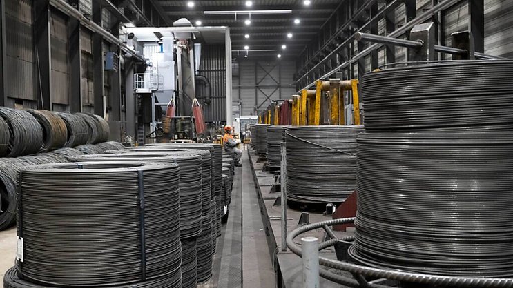 Dans l'ensemble, cet indicateur "livre un tableau sombre pour le secteur manufacturier et ne laisse guère d'espoir d'une rapide amélioration de la situation". (KEYSTONE/Christian Beutler)