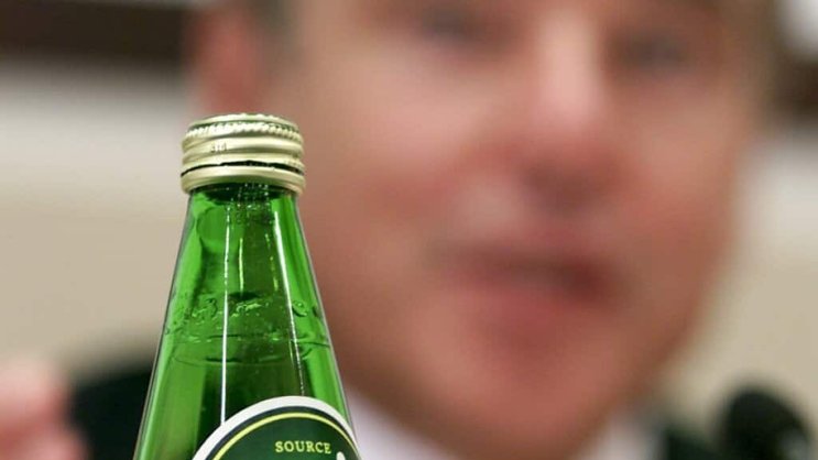 Nestlé Waters évoque une "déviation microbiologique ponctuelle" sans préciser la nature de la contamination. (archive)