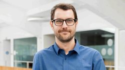 Rafael Fink est responsable de la coordination du Senior-Lab depuis 2020.