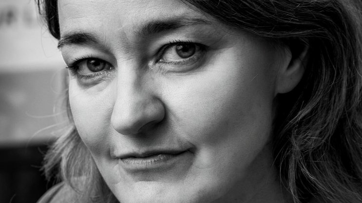 Sophie Dubuis fait sa première expérience dans le privé lorsqu’elle obtient le poste de directrice de Bucherer Genève, le mythique détaillant horloger et joaillier, racheté l’an passé par Rolex.