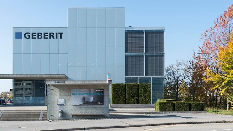 La multinationale st-galloise a vu sur les 12 derniers mois ses recettes nettes reculer de 2% à 3,39 milliards de francs, alors que les grossistes ont vidé leurs stocks et les prix de l'énergie et des matières premières ont pris l'ascenseur (archives).