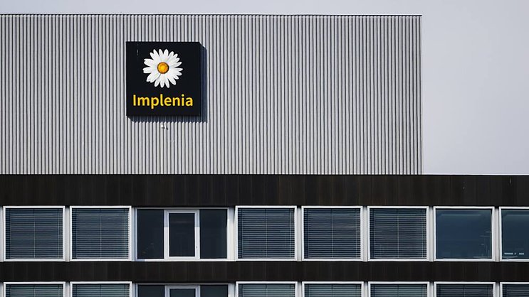 La crise de la construction de logements en Suisse et surtout en Allemagne passe pratiquement inaperçue chez Implenia. Le groupe zurichois n'oublie pas ses actionnaires, leur promettant davantage des dividendes.(KEYSTONE/Michael Buholzer)