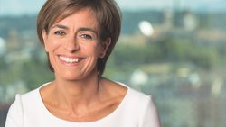 Esther Mamarbachi, journaliste
