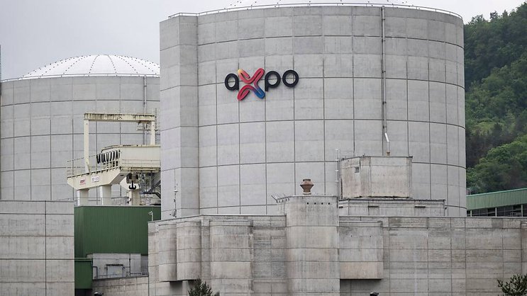 L'équipement et la modernisation des deux réacteurs de la centrale nucléaire argovienne ont déjà nécessité quelque 2,5 milliards de francs depuis leur mise en service, en 1969 et 1972 respectivement (archives).,