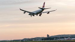 L'avion est attendu à l'aéroport de Zurich en début d'après-midi (image d'illustration).