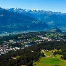 Avec son climat agréable, son air pur et son ensoleillement généreux, Crans-Montana permet de vivre des expériences absolues en toute saison.
