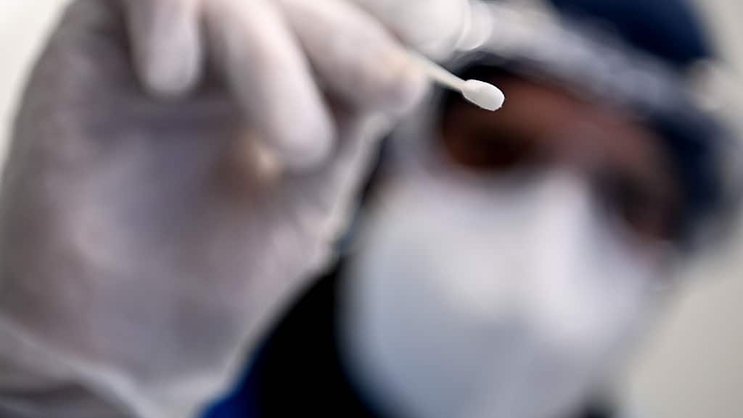 Incontournables pendant la pandémie, les tests PCR permettent désormais d'identifier une ribambelle de différents virus respiratoires. (archive)