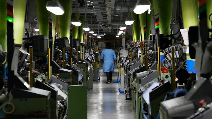 L'Italie a été pénalisée l'an dernier par les affres de l'Allemagne, son principal partenaire commercial, qui est entrée en récession en 2023, avec un recul de 0,3% de son PIB. (AP Photo/Antonio Calanni)