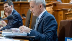 Le ministre de la justice et police Beat Jans soutient ce changement.