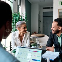 Nous recherchons la meilleure compagnie d’assurances de Suisse en 2025!