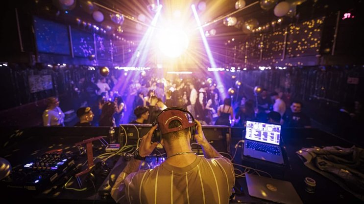 Selon la Commission suisse bar et club, environ 30% des clubs sont aujourd'hui déficitaires.