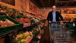 Philipp Wyss, CEO de la Coop, a appris à connaître le commerce de détail de fond en comble. Au fil des années, il a gravi les échelons du groupe.