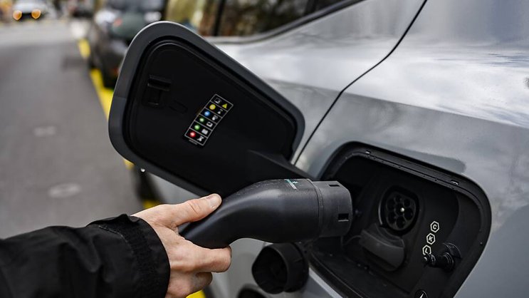 Les voitures électriques ont connu un désamour au mois de mai en Suisse (archives).