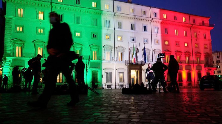 Le gouvernement de Giorgia Meloni table sur une hausse du PIB de 1% pour l'ensemble de l'année, alors que le Fonds monétaire international vient de relever de 0,4 point, à 1,1%, sa prévision de croissance pour l'Italie.(Mauro Scrobogna/LaPresse via AP)