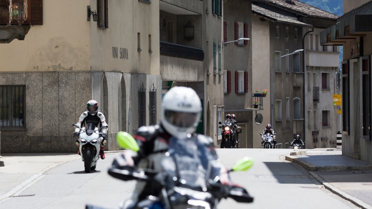 Les routes ont été globalement moins meurtrières l'an dernier, sauf notamment pour les motards. (archives)