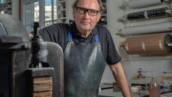 Depuis trente ans, Raynald Métraux multiplie des œuvres d’art sur papier. Sa technique fétiche, c’est la lithographie.