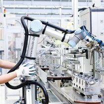 Volkswagen---Robot-collaboratif