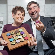 Eric Favre est un inventeur, mais c’est son épouse, Anna-Maria, qui lui en a donné les moyens.