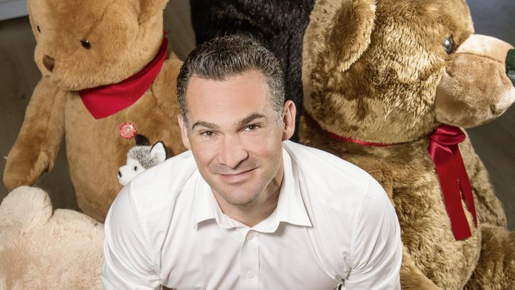 Dans la boutique phare de la Bahnhofstrasse de Zurich, Marcel Dobler teste une nouvelle formule qui pourrait s’étendre aux autres filiales. Les enfants peuvent y essayer les jouets avant de les acquérir.