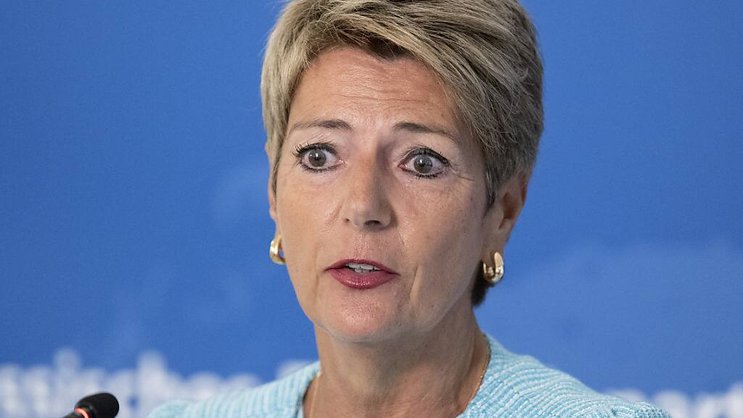 Selon Karin Keller-Sutter, les bonus doivent être conçus de telle sorte qu'ils n'incitent pas à prendre trop de risques (archives).