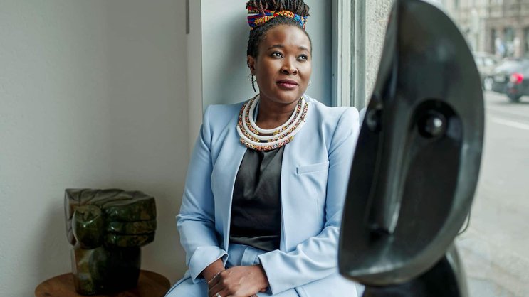 Fungai Mettler a remporté le prix «Femme investisseur de l’année 2022». Elle est coresponsable de la diversité, de l’équité et des objectifs d’inclusion auprès de la société pharmaceutique MSD.