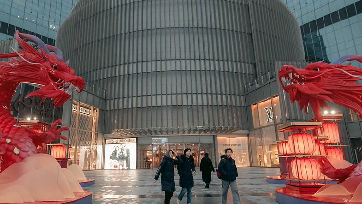 La Chine a fixé pour sa croissance économique un objectif de 5% cette année, l'un des taux les plus faibles depuis des décennies pour le pays. (EPA/ALEX PLAVEVSKI)