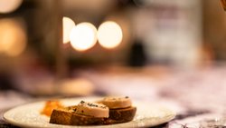 La production de foie gras est interdite depuis plus de 40 ans en Suisse en raison de la grande souffrance infligée aux oies et aux canards lors du gavage (archives).