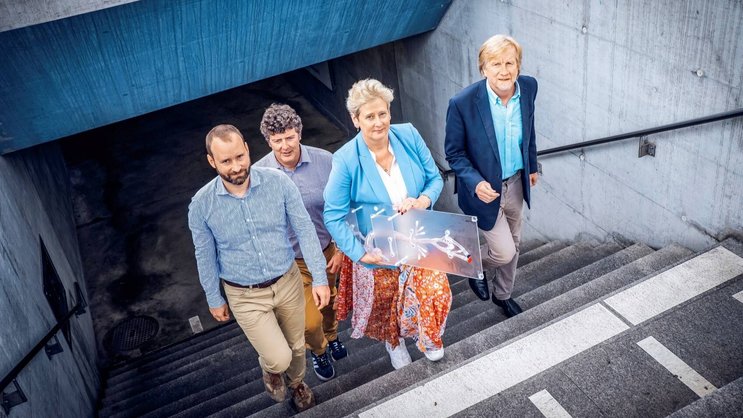 La phase préclinique touche à sa fin: Christophe Chautems, Matt Curran, Chanel Allen-Megahey et Bradley Nelson (de g. à dr.) combinent leur expertise en robotique et leur expérience dans le secteur des medtechs.