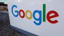 La loi se limite aux grandes plateformes de communication et aux grands moteurs de recherche parce qu'ils influencent fortement le débat public et la formation de l'opinion en raison de leur portée (archives).