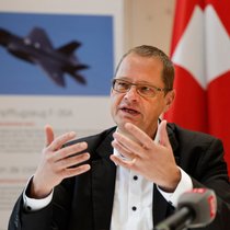 Cette année encore, les fonds destinés à l'avion de combat F-35 devraient être réaffectés au programme Patriot, une situation que regrette Urs Loher, chef de l'armement chez Armasuisse (archives).