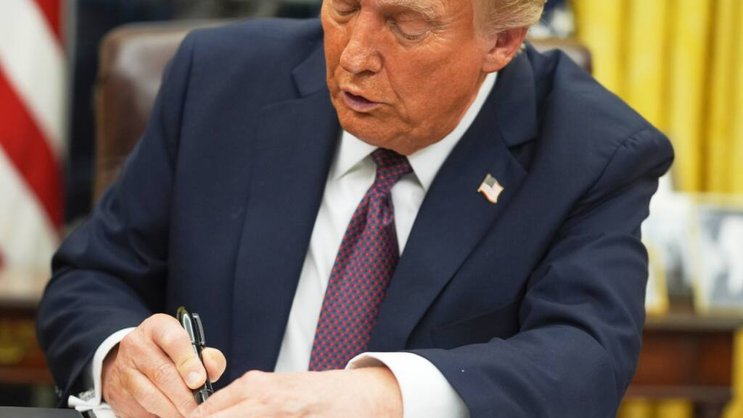 Donald Trump a envoyé plus de 20 lettres depuis lundi à travers le monde pour communiquer à différents pays de nouveaux droits de douane (archives).