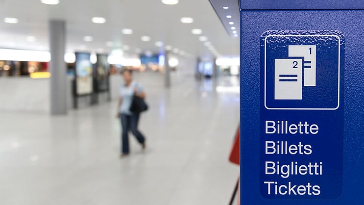 La plupart des billets sont désormais achetés en ligne. Les ventes aux distributeurs de billets ont baissé de 15,4% (archives).